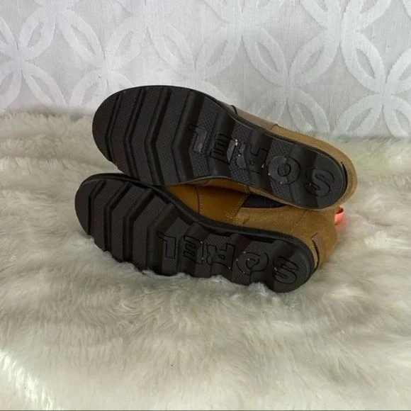 Sorel Joan Of Arctic Wedge II Chelsea Bootie size 5 - Picture 6 of 7